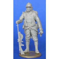 The French soldier with Chauchat light machine gun  WWI 