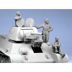 Soviet tank crew. Summer 1943-45. Three figures. 