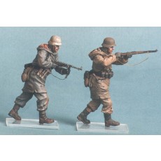 German infantry SS. Kharkow,winter 1943. Two figures. 